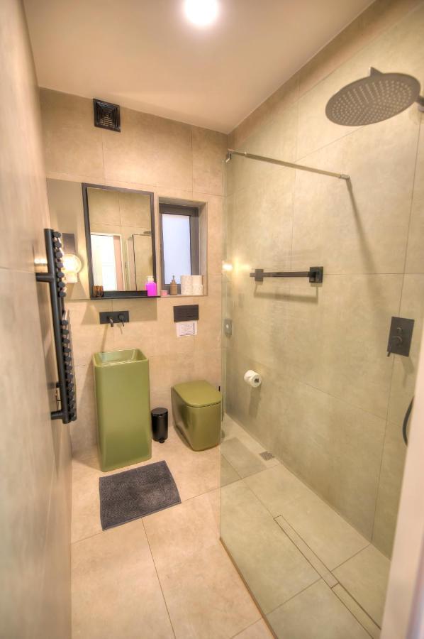 Beautiful One Bedroom Seafront Apartment Vpal1-1 Il-Furjana Buitenkant foto